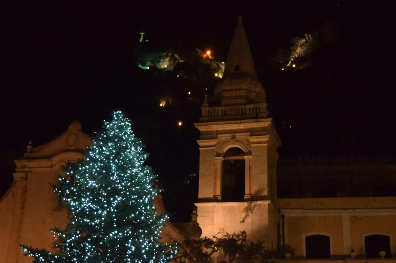Taormina Al Bacio Apartment 0*,  Italy