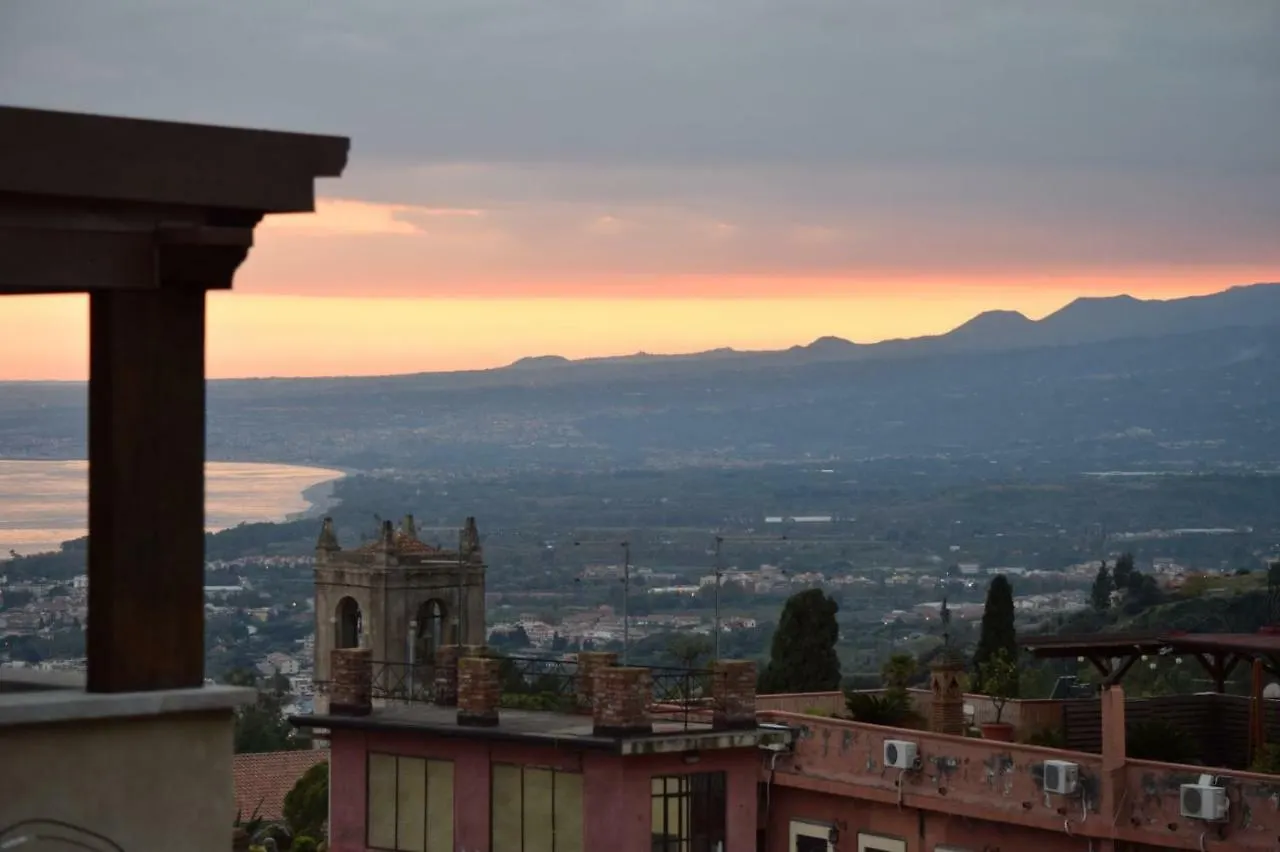 Taormina Al Bacio Apartment